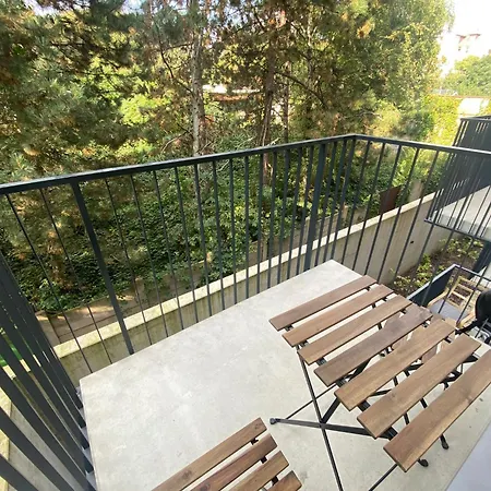 Bella Apartment *